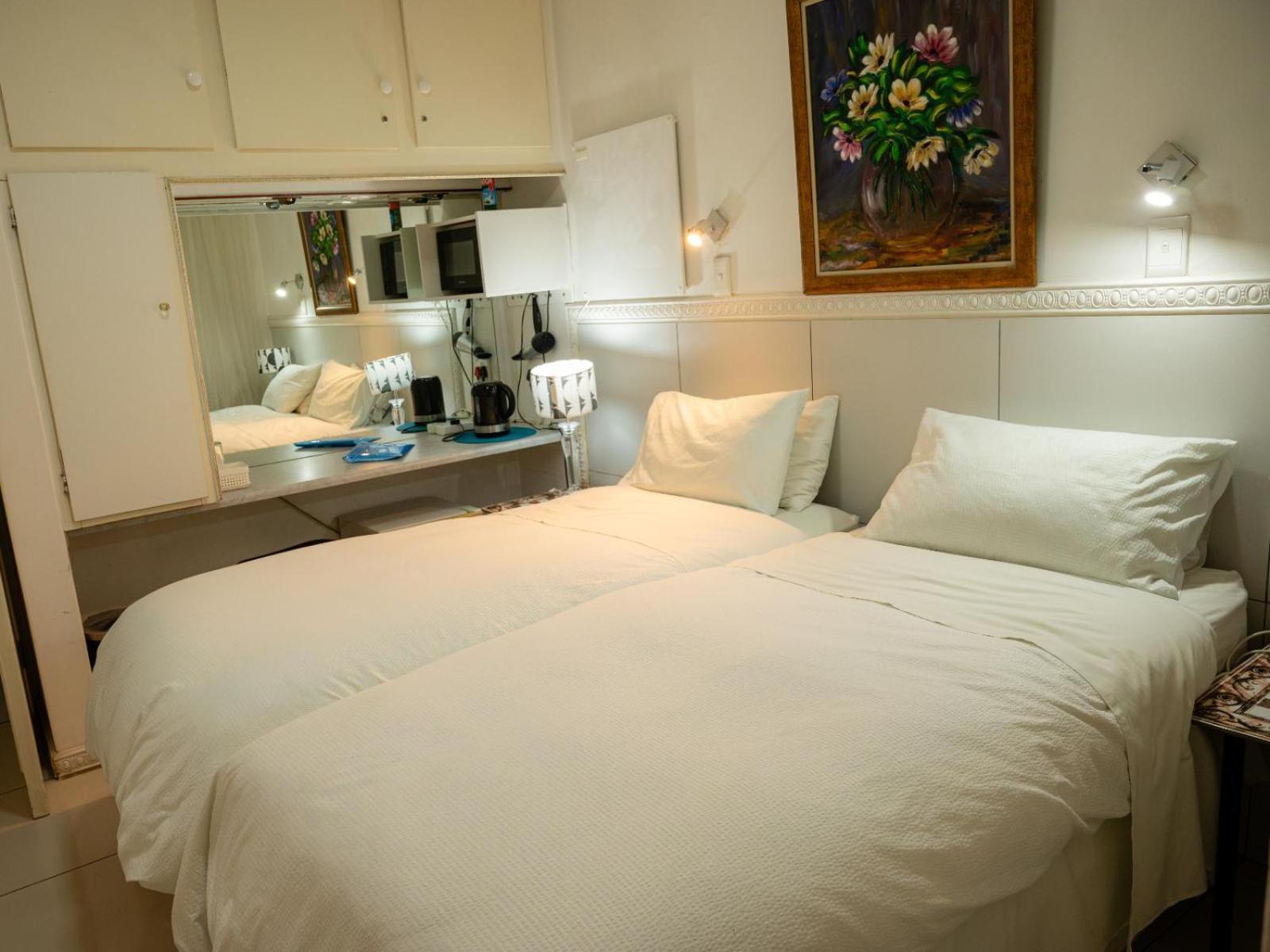 Sleepers Villa Guesthouse Полокване Номер фото